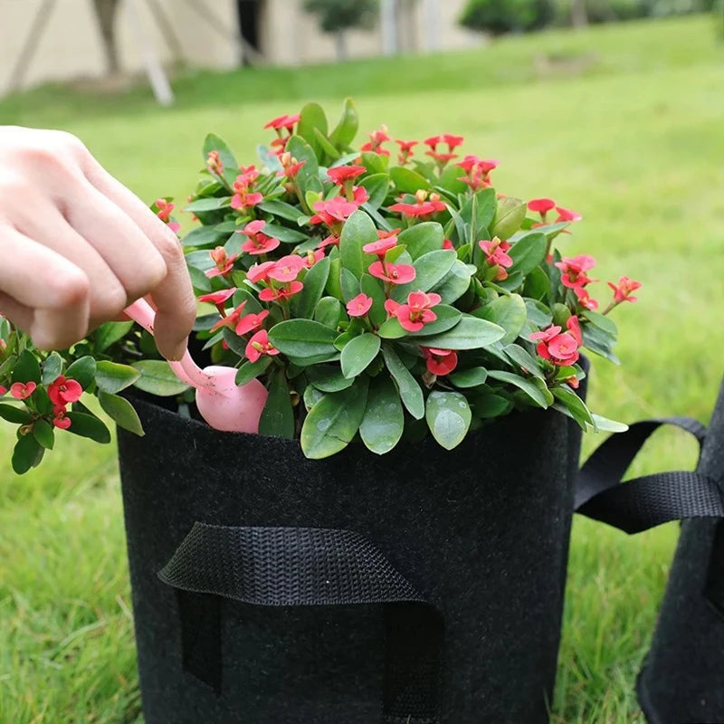 Felt Fabric Grow Bags for Vegetables, Tomatoes, Potatoes & Herbs — 1 to 30 Gallon Sizes — 1pc or 5pc Set